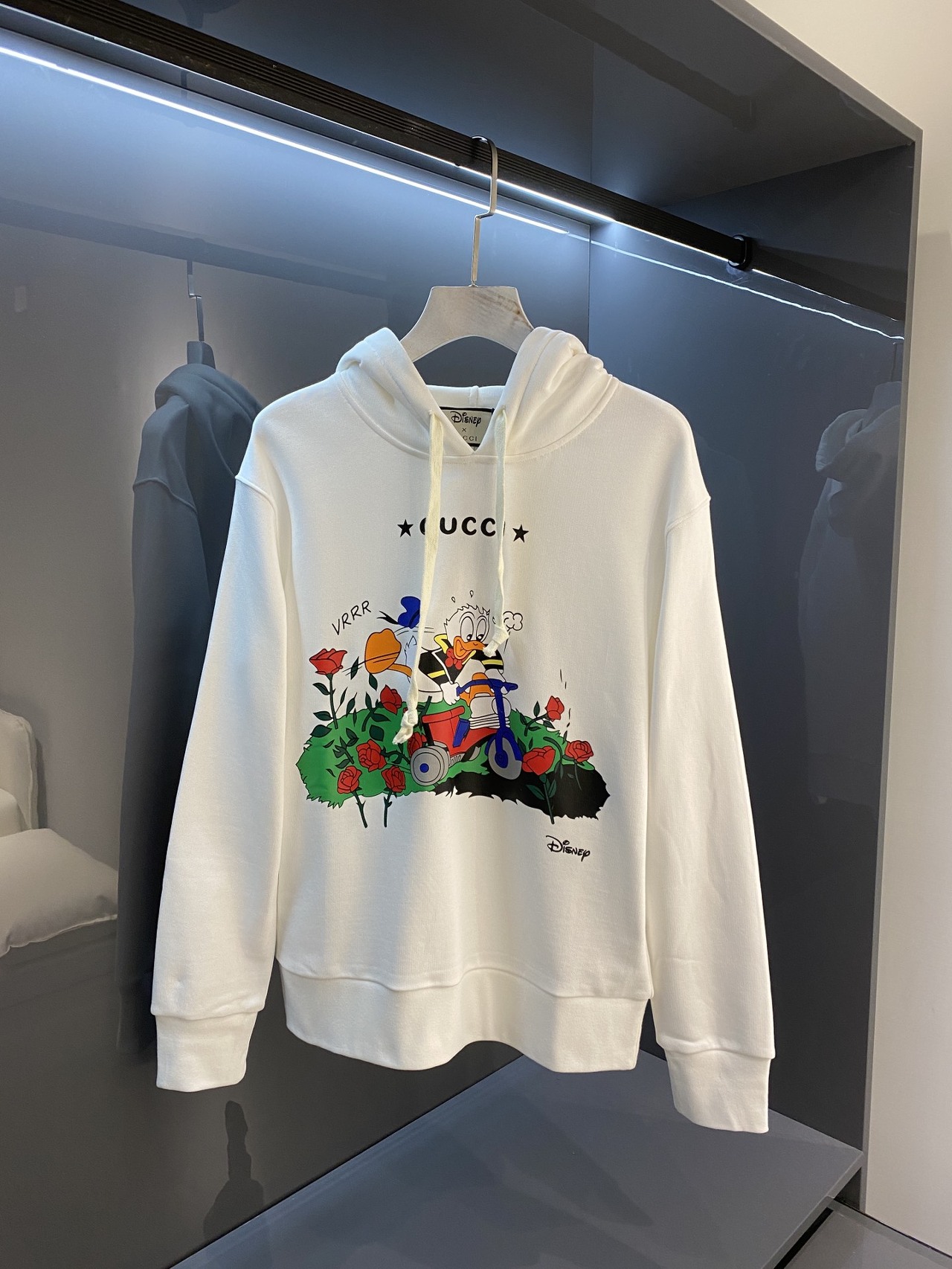  [GUCCI x DISNEY] 구찌 X 디즈니 플라워 사이클 도널드덕 프린트 스웨트 셔츠 후드 티셔츠