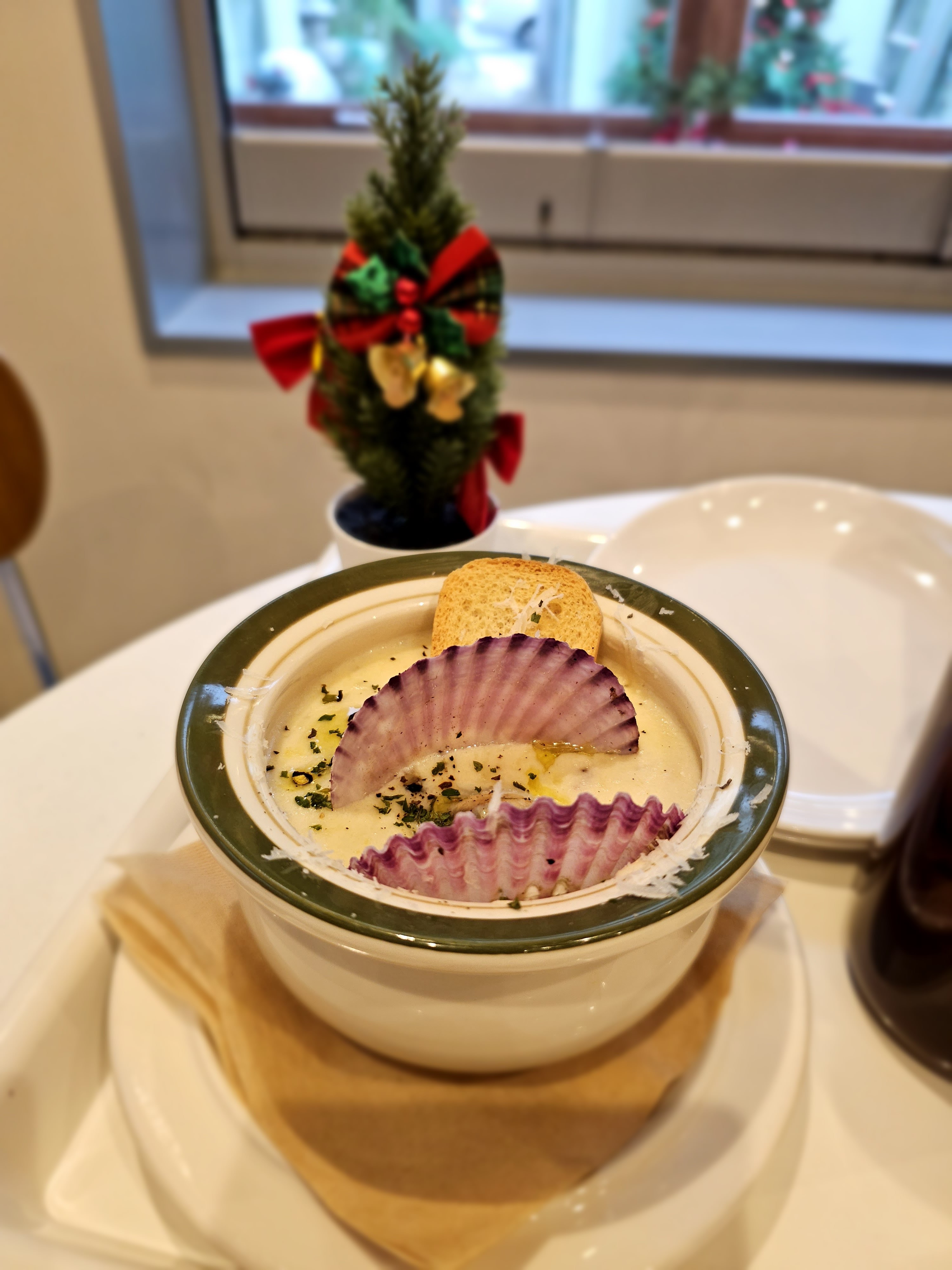 토스트앤커피 이미지