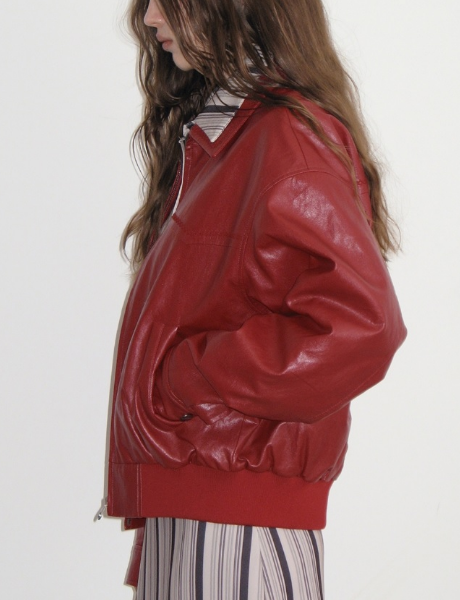 블랙핑크 제니 아파트404 5회 패션 빨간 가죽 자켓 브랜드 가격 정보
