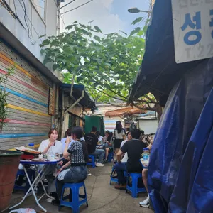 대원식당 내부