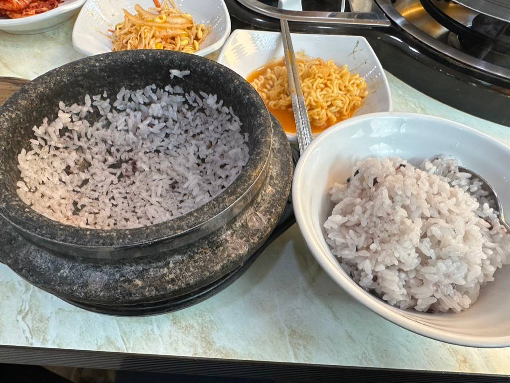 돌솥밥