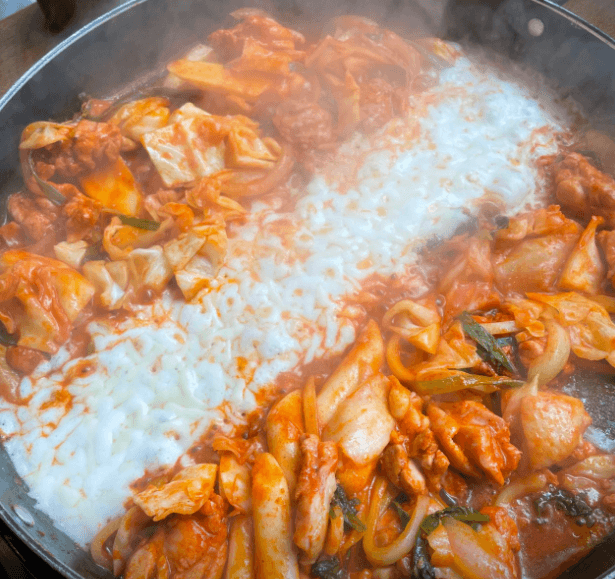 은앤정 명동닭갈비 음식사진