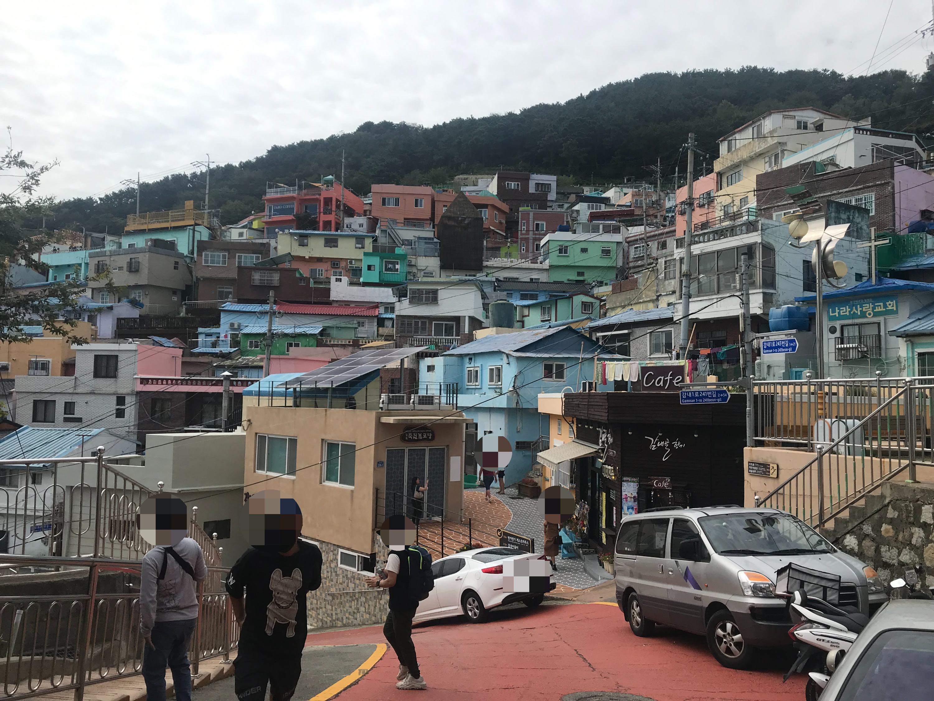 부산 여행지 추천 : 감천 문화마을-47