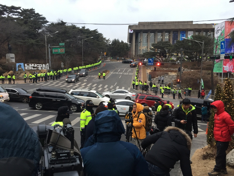  겨울과 여름 중, 더 일하기 힘든 계절은?