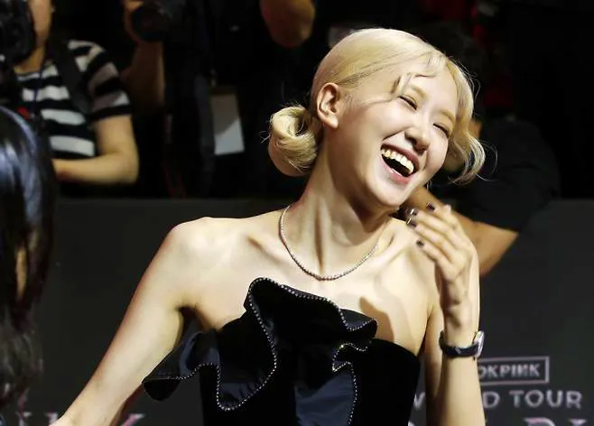  아파트 로제 브루노 마스 헤이 미키 샘플링 인터폴레이션 