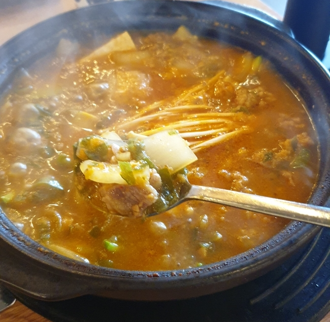 경주용황점-이차돌-된장찌개