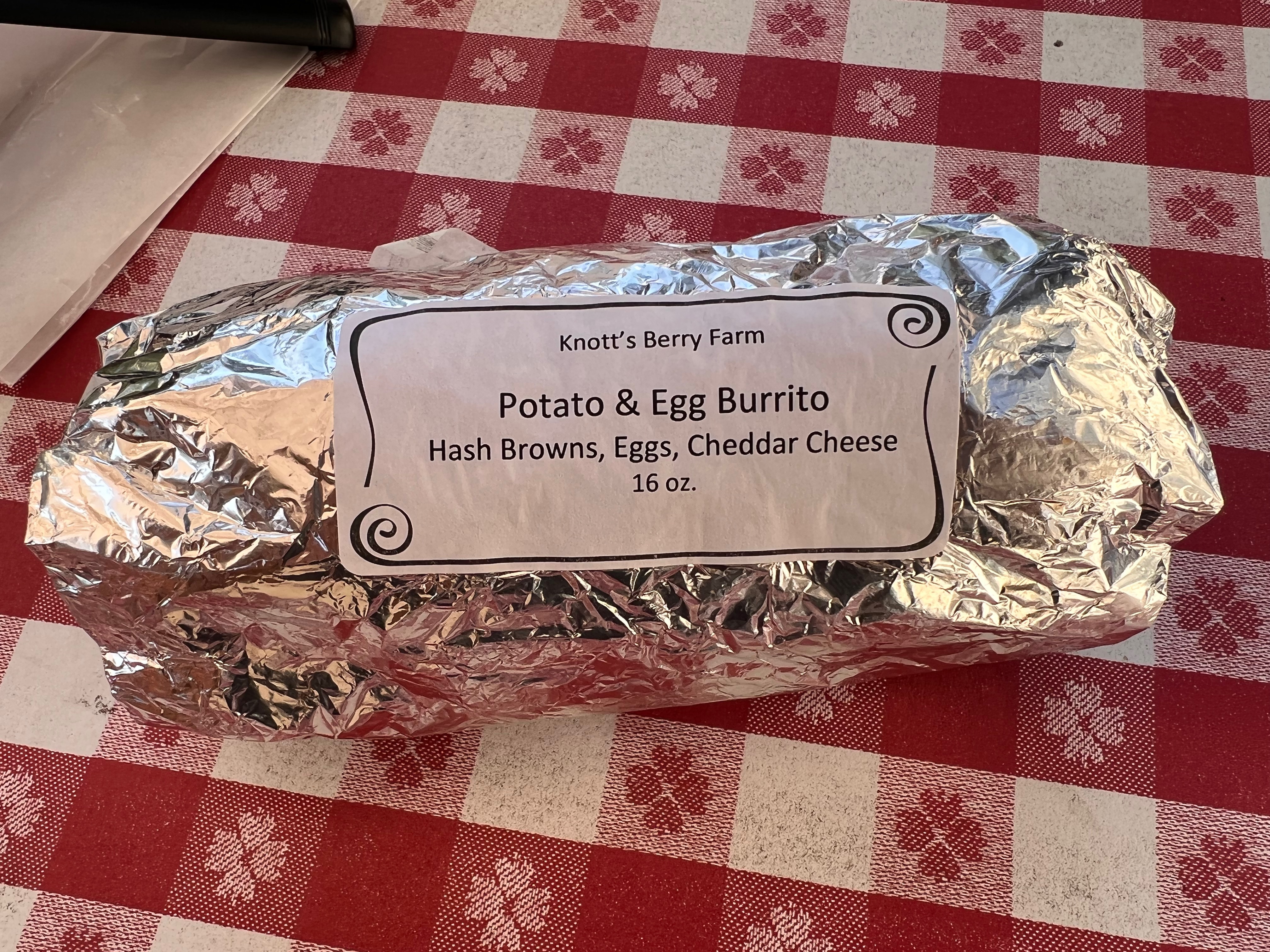 Potato & Egg Burrito 겉포장지 입니다.