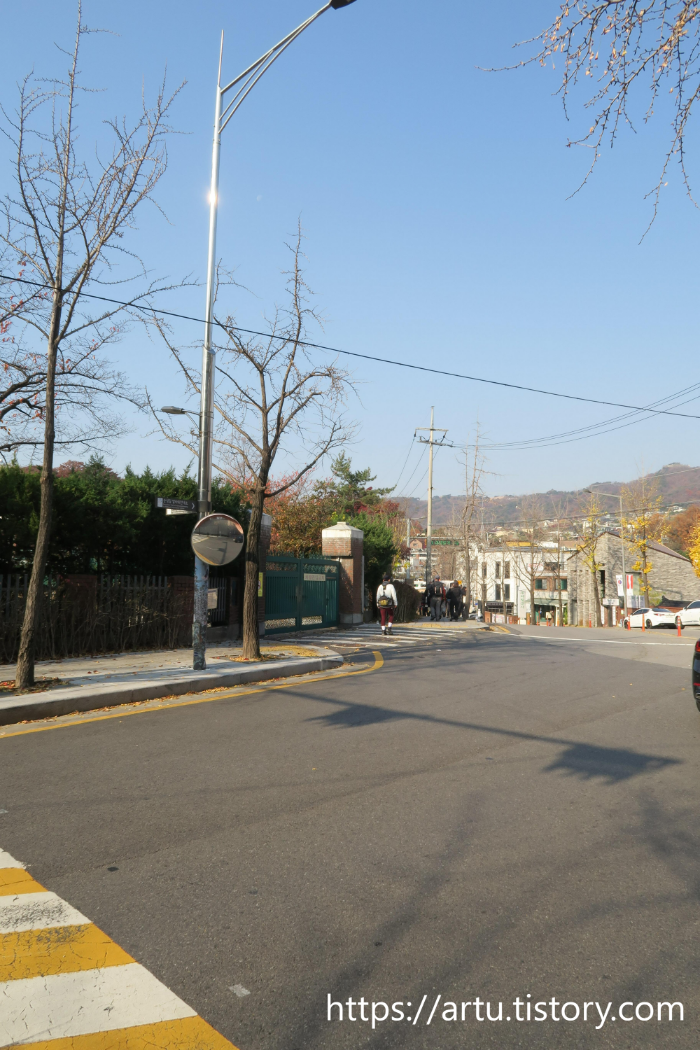서울 과학고등학교 앞 횡단보도