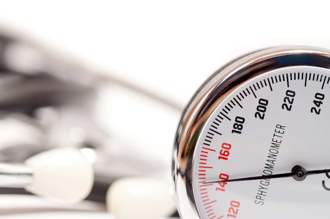 고혈압 (Hypertension)의 원인과 관리: 고혈압의 발생 원인과 적절한 관리 전략