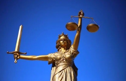 법률 상징 동상
