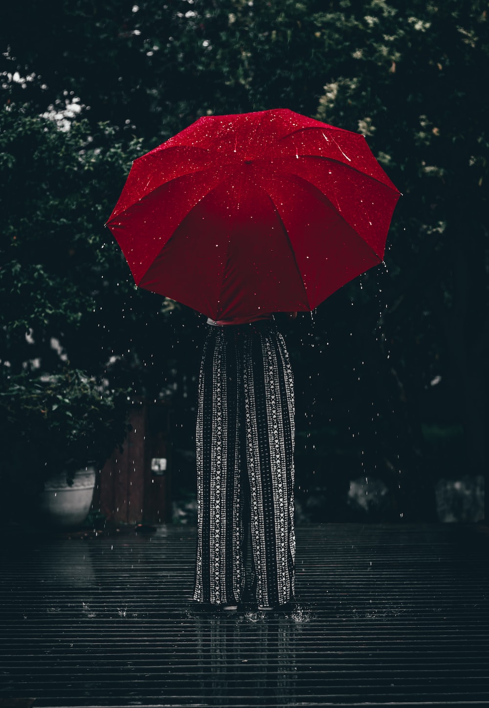 빨간우산-소녀