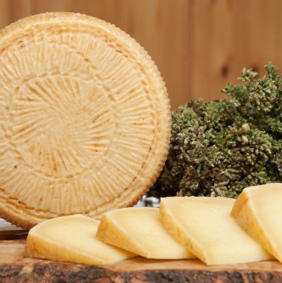 페코리노 로마노 치즈