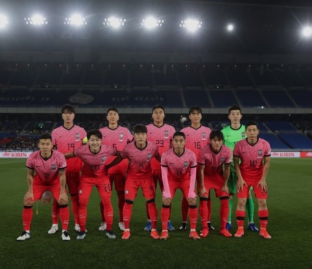  한일전 대표팀 0:3 패배, 유효슈팅 1회
