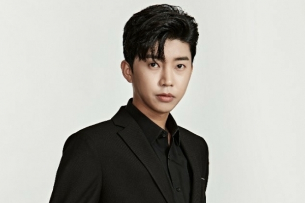  임영웅, 브랜드 평판 1위...임영웅 다음으로 방탄소년단 손흥민 블랙핑크 유재석 순 집계
