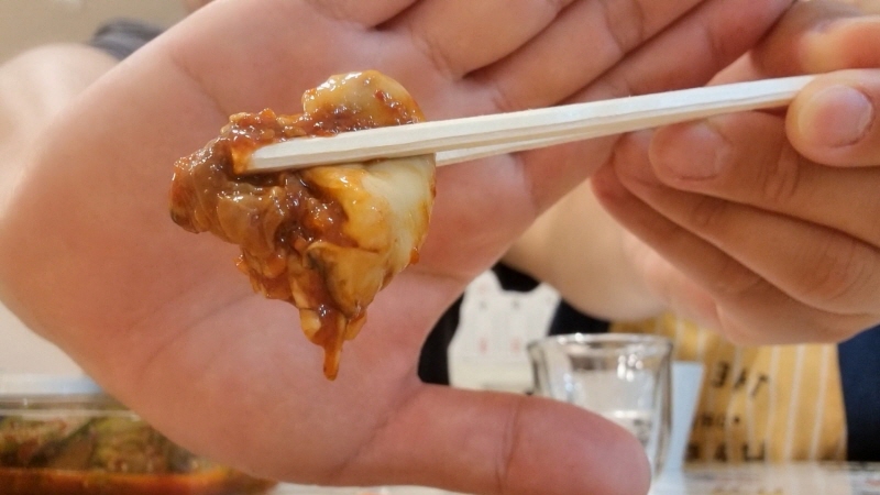  보약을 먹은 기분, 어리굴젓 봄동 삼겹살 쌈밥