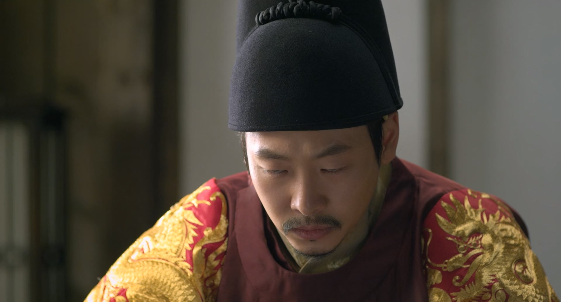 The.Concubine.2012.KOREAN.UNRATED.EXTENDED.2012p.BluRay.x265-VXT.mp4_20240721_115315.852.jpg