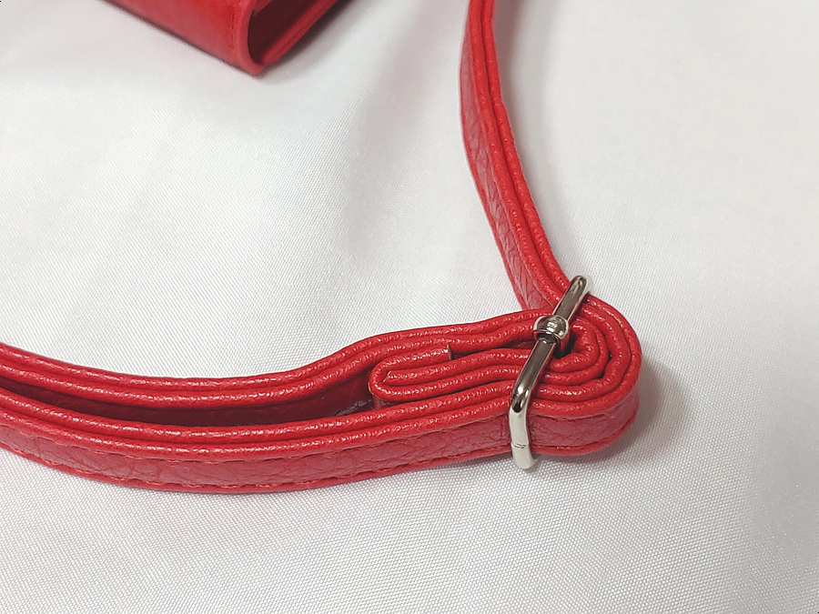 폰 수납과 터치를 편리하게 폰백 샤몬드 멀티백으로 3