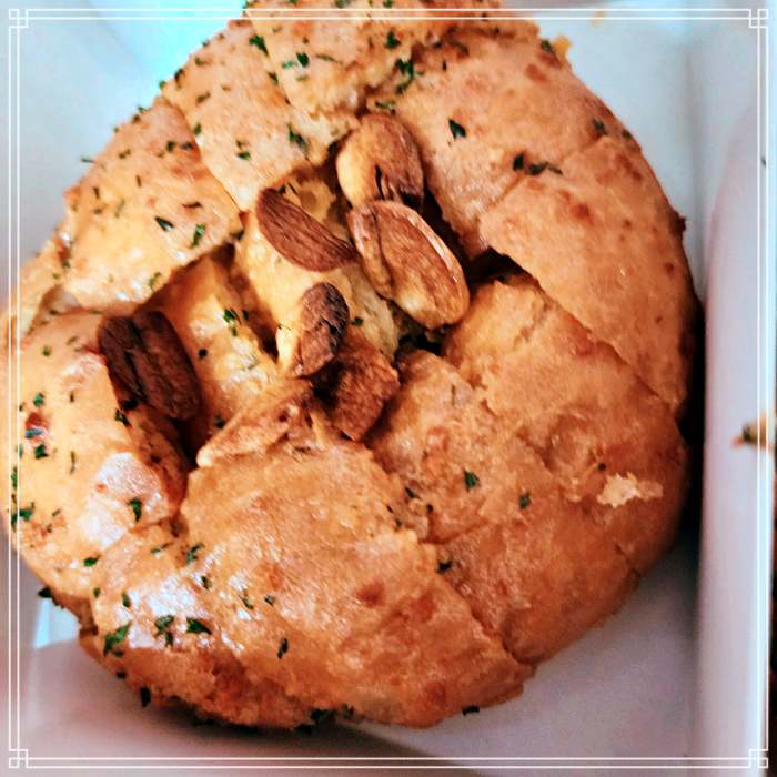 여행 가볼만한 곳&#44; 단양 구경시장 맛집 마늘 바케트&#44; 마늘빵