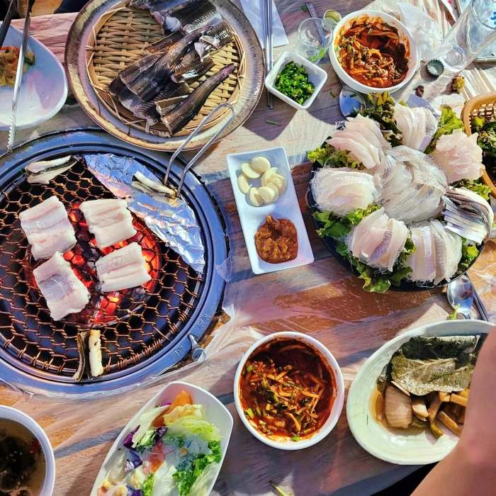  1318회 생생정보마당 통영 맛집 바다 장어구이 먹장어 두루치기 장어탕 나는 자연산이다 연안 돌장어 곰장어 꼼장어 양념구이 가격 위치 어디
