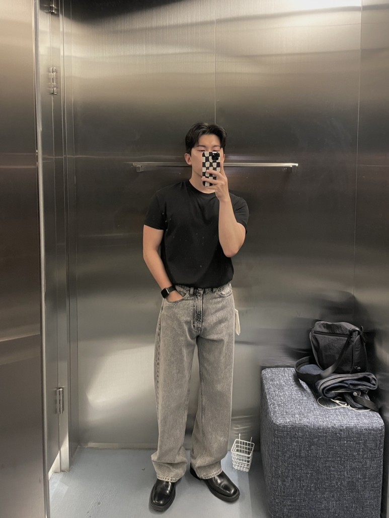 톰그레이하운드 이미지
