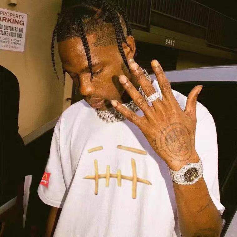  [TRAVIS SCOTT x MCDONALD'S] 트래비스 스캇 X 맥도날드 포테이토 프린트 반팔 티셔츠