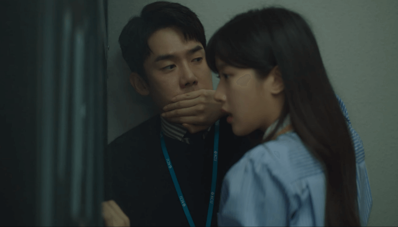 사랑의 이해 11회, 하상수와 안수영의 문서고에서 생긴 일