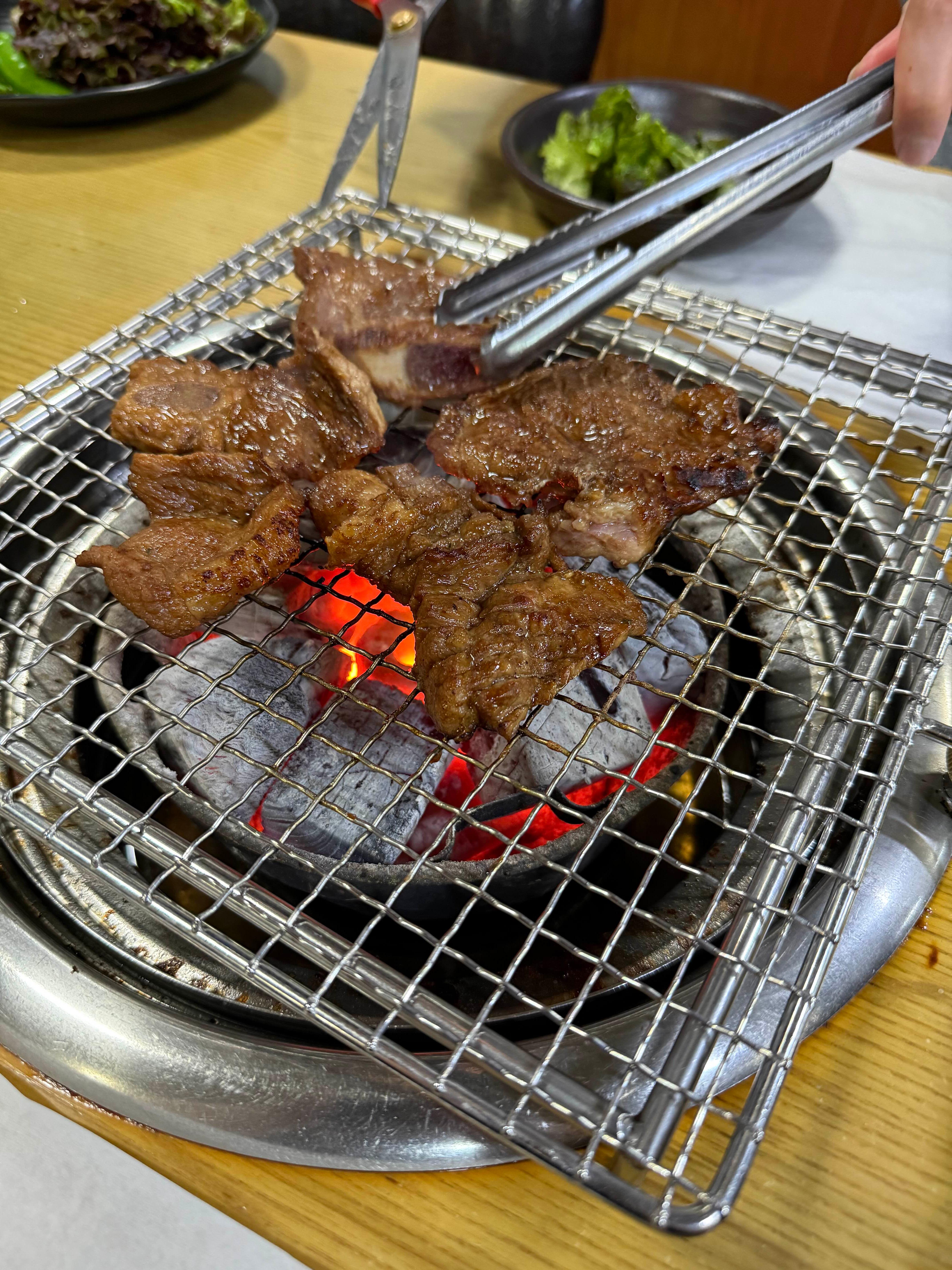명동돼지한마리 이미지