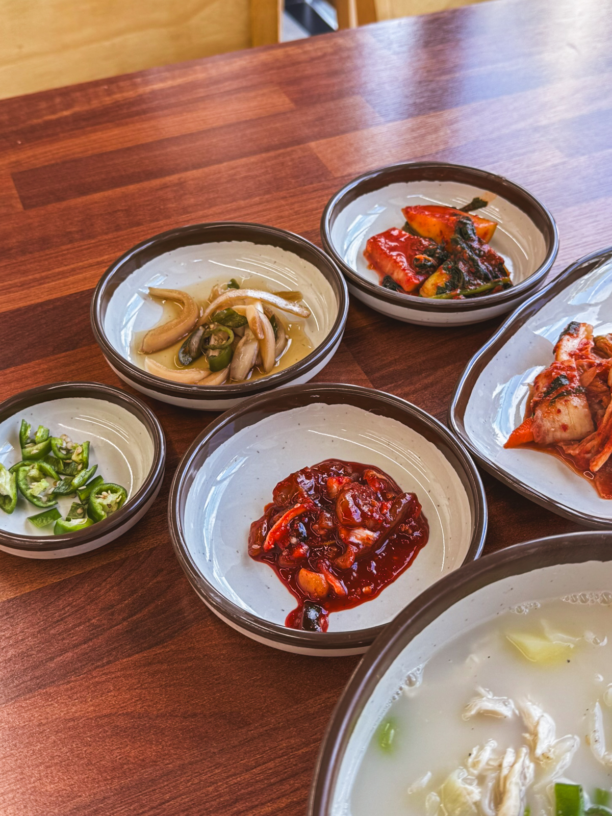 꼼닭칼국수 이미지