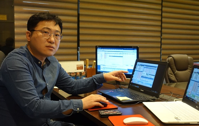  개인 주식투자자 하웅, “주식은 비싸게 사서 더 비싸게 파는 것”