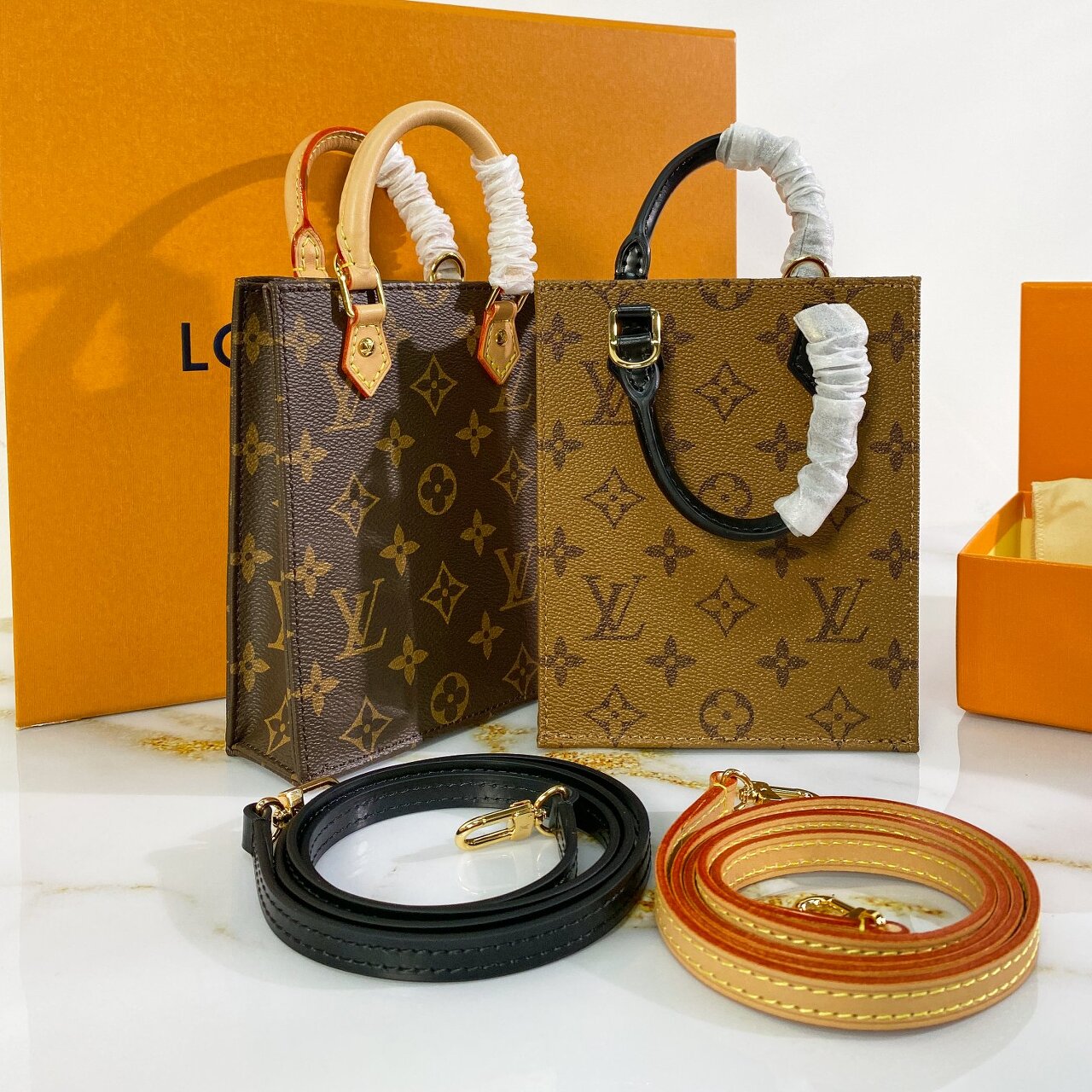  [LOUIS VUITTON] 루이비통 쁘띠 삭 플라백 M69442 (2 COLOR)