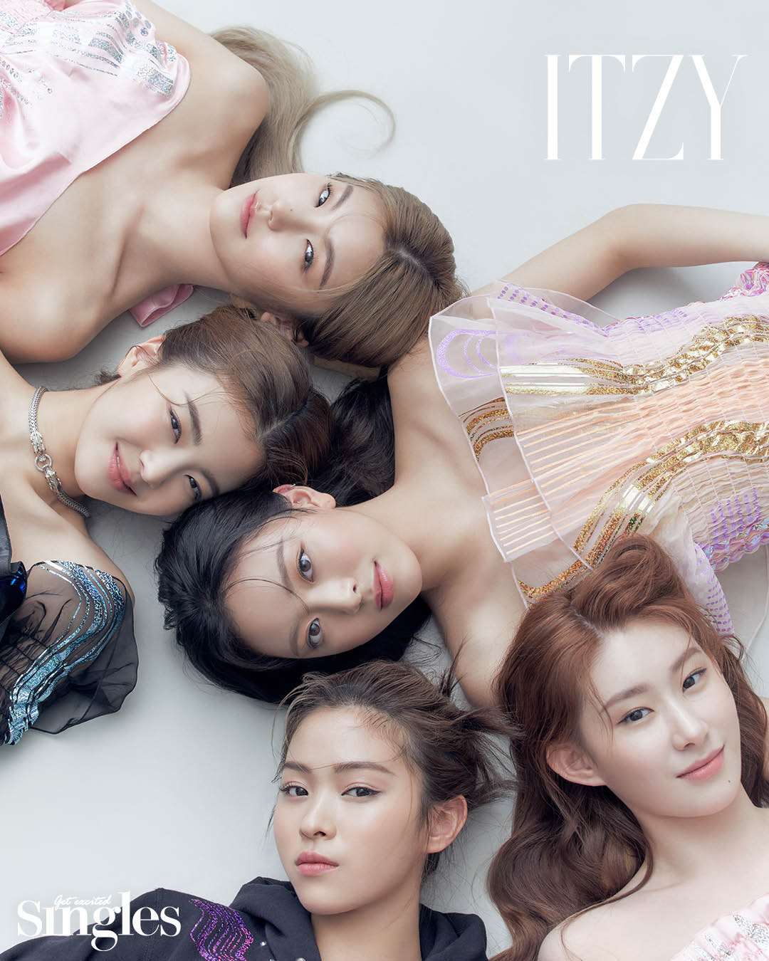  있지(ITZY), 예지-리아-류진-채령-유니 비주얼 화보 공개!