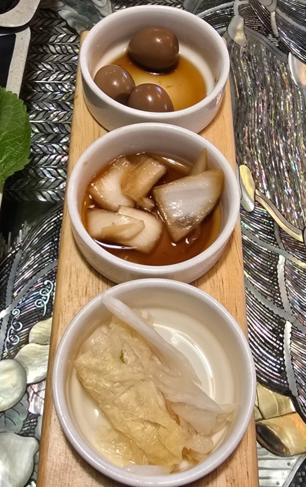 생생정보 고수의부엌 김치등갈비찜 맛집 위치 및 정보(경주 황리단길 맛집)