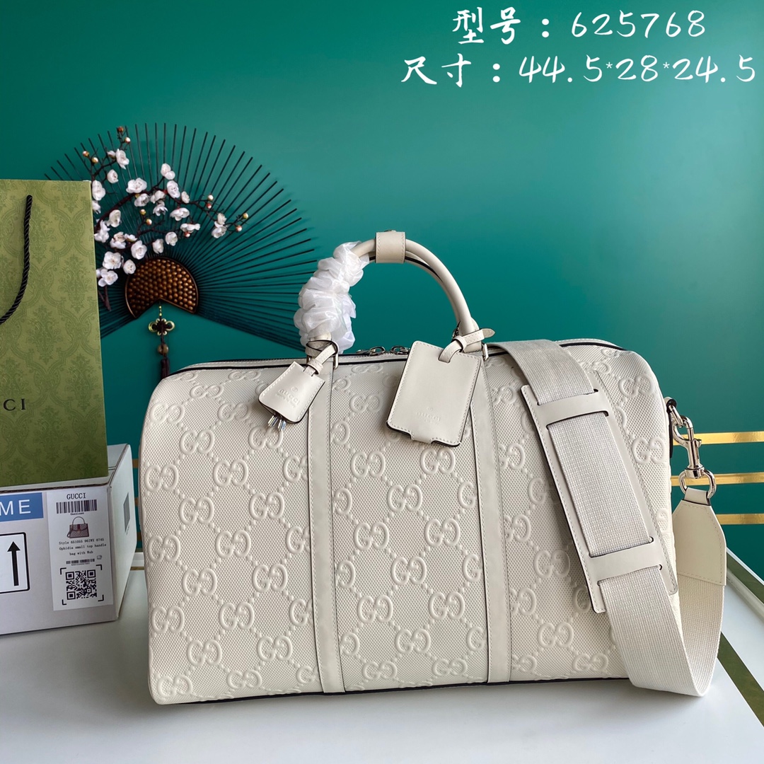  [GUCCI] 구찌 GG 엠보스 더플백 625768 1W3CN (2 COLOR)