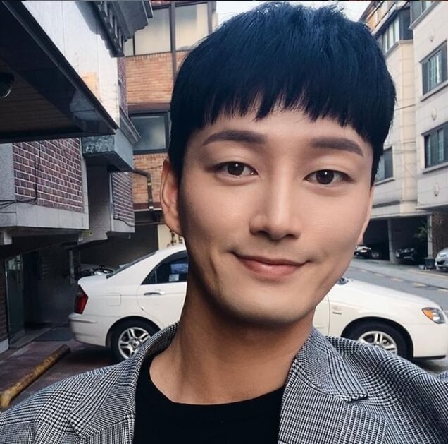  배우 이현욱 프로필, 나이, 키, 학력, 고향, 결혼, 소속사