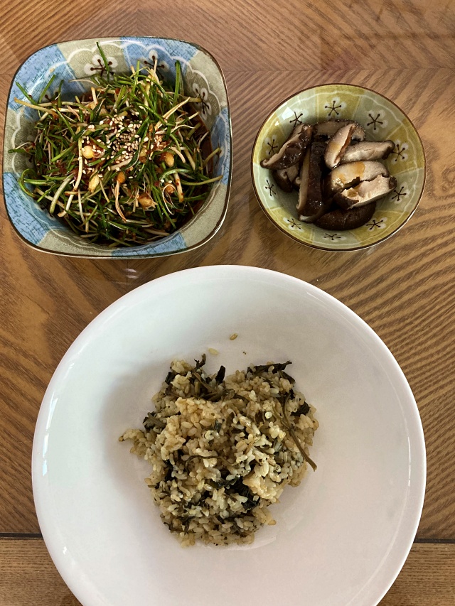 부지갱이나물밥-달래양념장-표고버섯데친것-식단