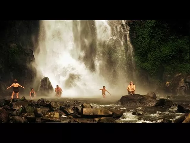 bali-blemantung-waterfall