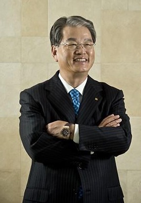  부동산 불경기에도 고급아파트는 130억원에 매각