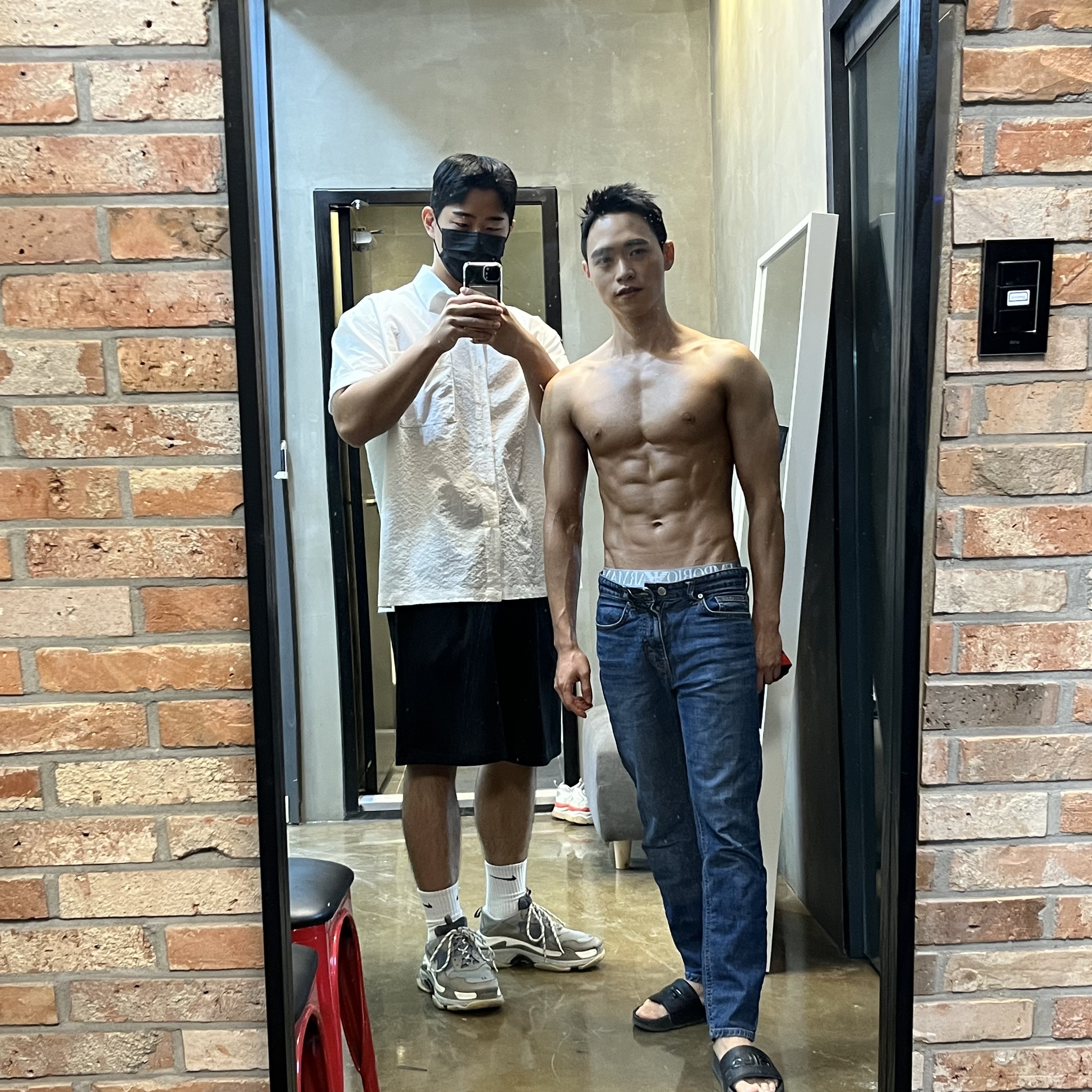  평택고덕헬스장 바디프로필은 헬스킹 고덕삼성점에서