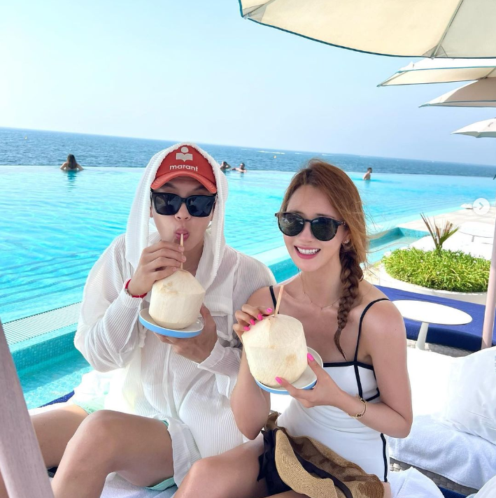 이다해 세븐 수영장에서 함께 찍은 사진