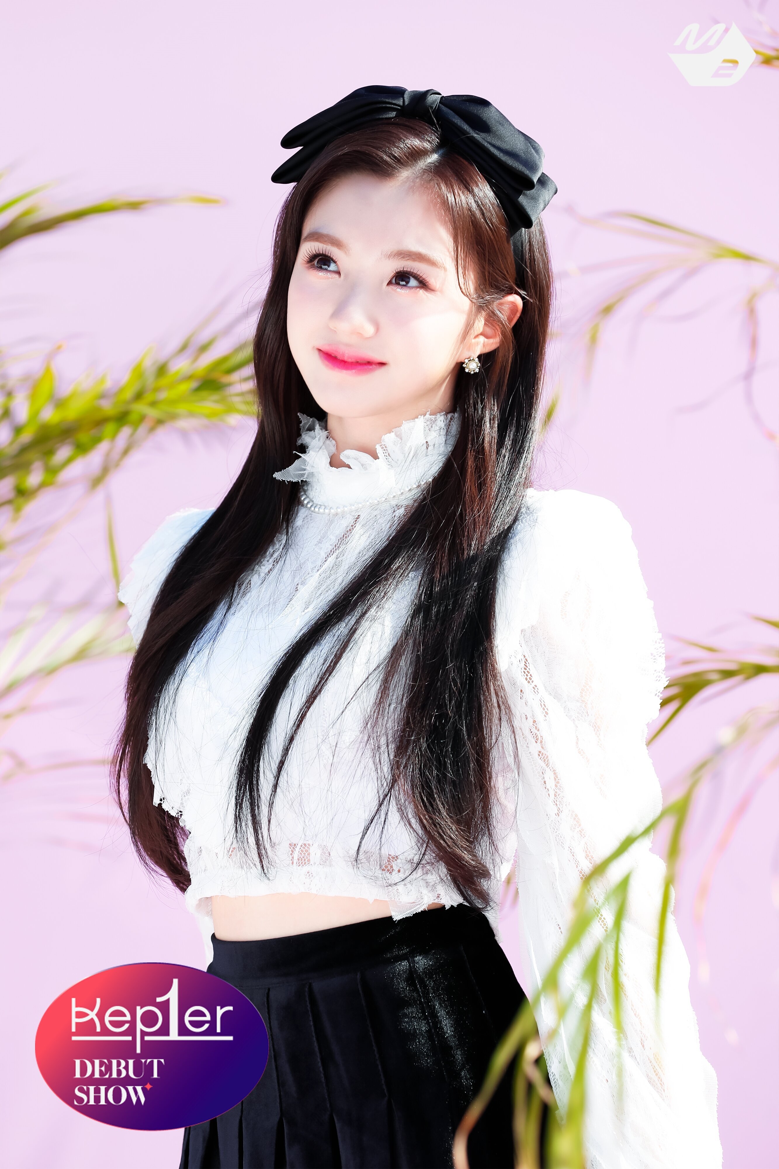  얼마전 데뷔한 걸그룹 Kep1er 엠피디 트위터 데뷔쇼 인트로 사진