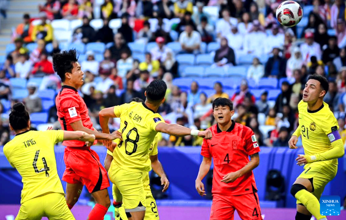 카타르-아시안컵-한국과=말레이시아-경기에서-헤더골을-성공하는-정우영