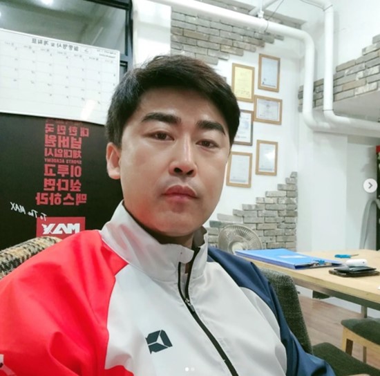  이재은  김응규, 연애 임신 고백, 예비 남편 남자친구 분 이름 직업. 맥스체대입시 광주남구교육원. 운동역학 전공 박사, 광주대학교 겸임 교수.
