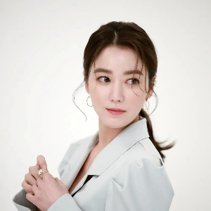 피도 눈물도 없이 이소연 배우