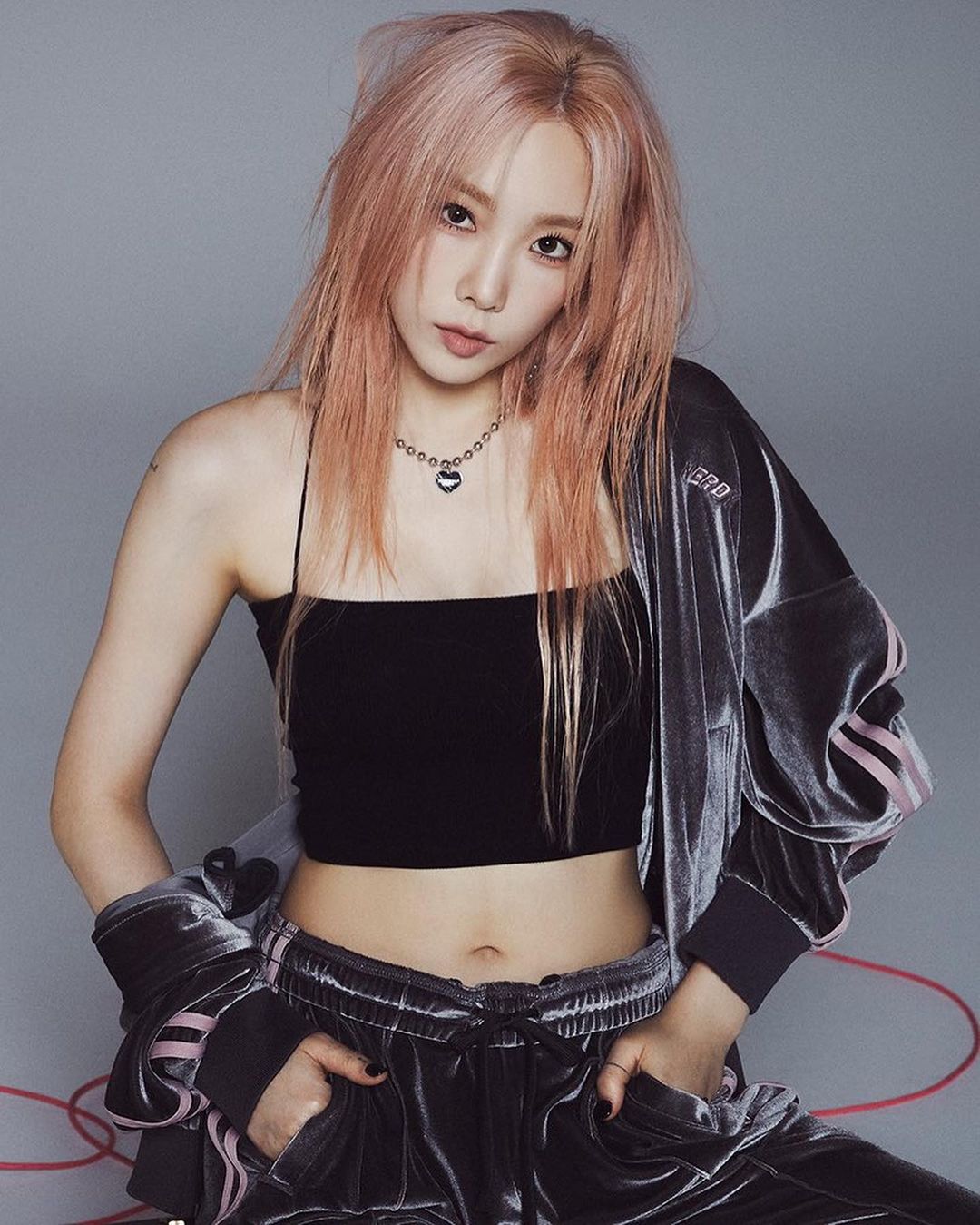  소녀시대 태연 - ‘NERDY’ 21F/W Collection