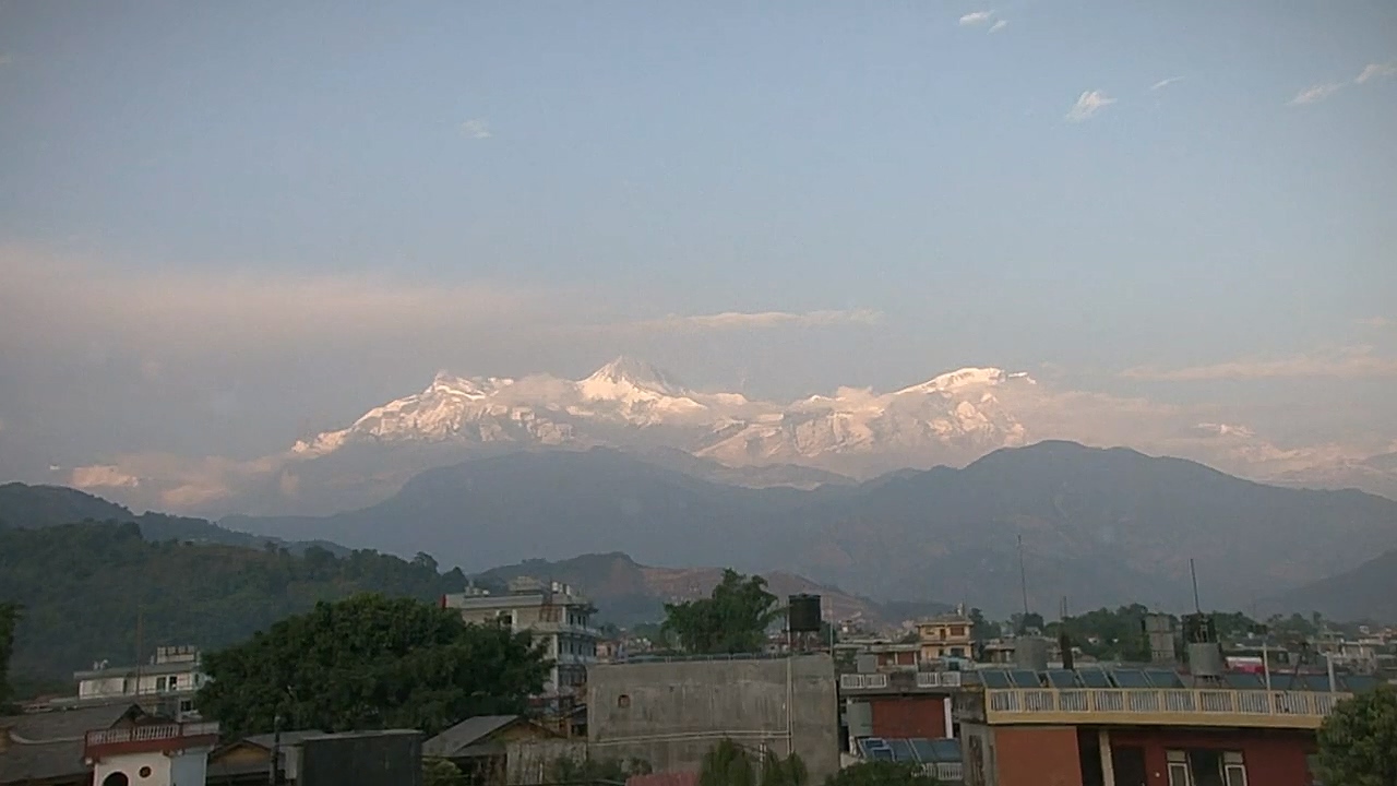 이웃집 찰스.E373.230132p.H264-F1RST.mp4_20230202_195929.261.jpg