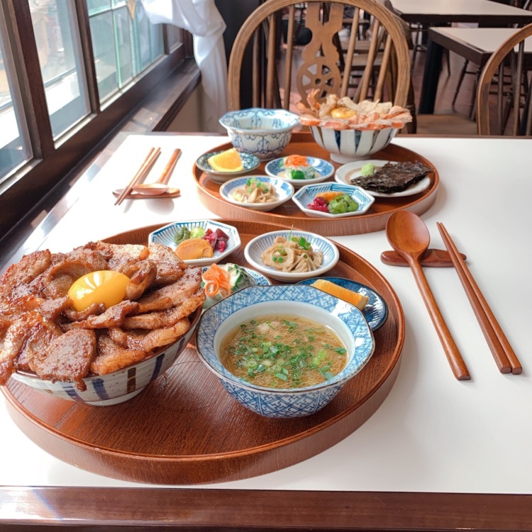  생방송 투데이 일본 가정식 한상 차림 부타동 아부리동 치킨난반 오므라이스 가츠샌드 다마고샌드 서울 관악구 서울대입구역 샤로수길 맛집 위치 어디 찾아가는 방법