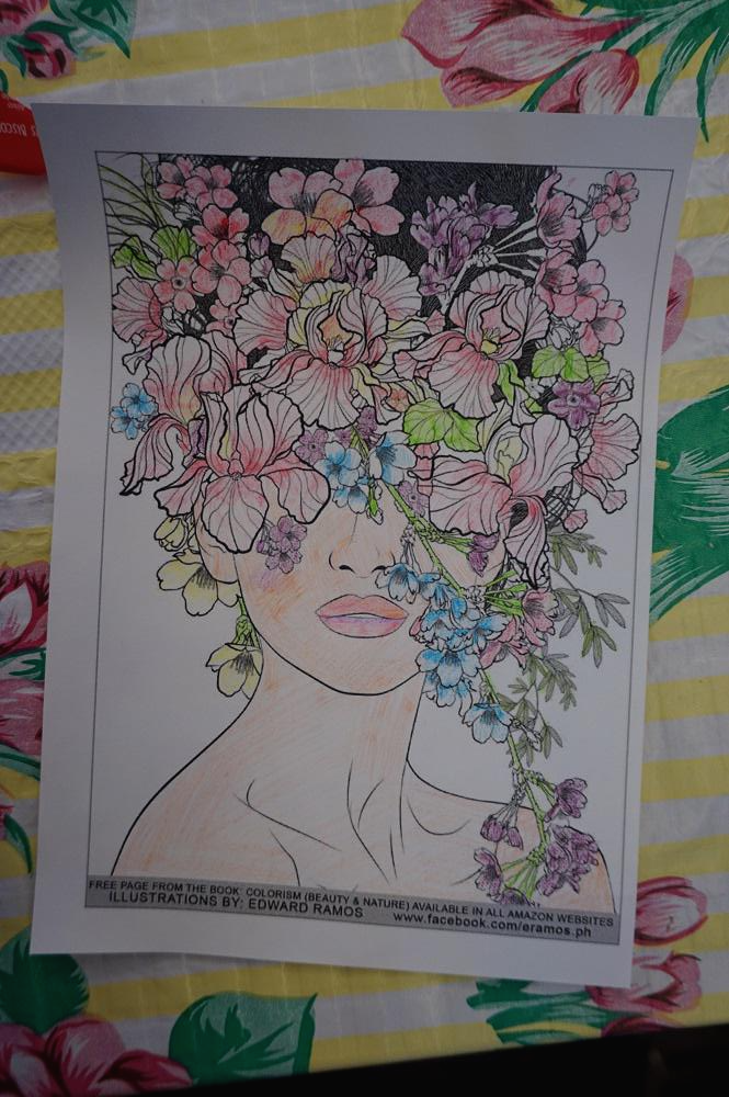  창원  카페, 진해 5월의 그림 카페, 색칠하기