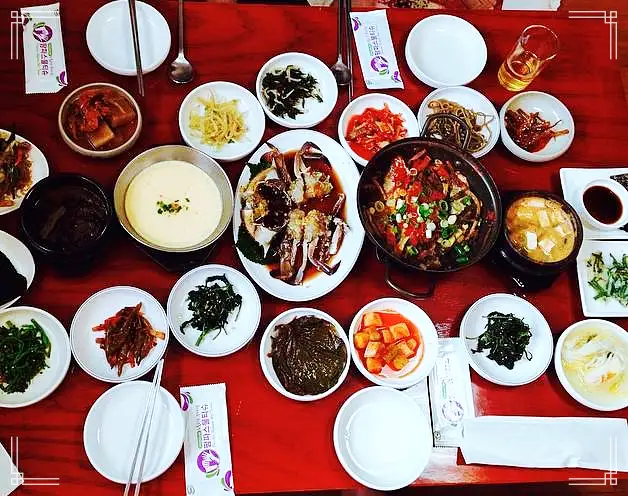 백반기행 김용림 편 간장게장 갈비찜 24첩 시골밥상 한옥마을 한정식 김포 맛집 소개