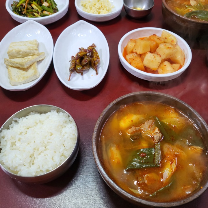 대구노포맛집 74년된 옛집식당 육개장 솔직후기