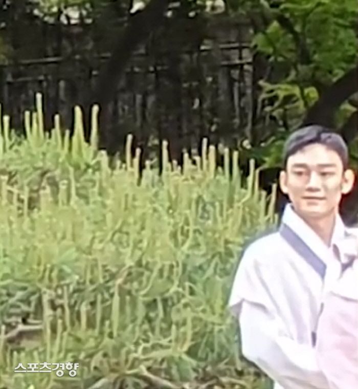  [단독] 돌잔치 연 엑소 첸, 짧은 머리+단아한 한복 눈길 (종합)